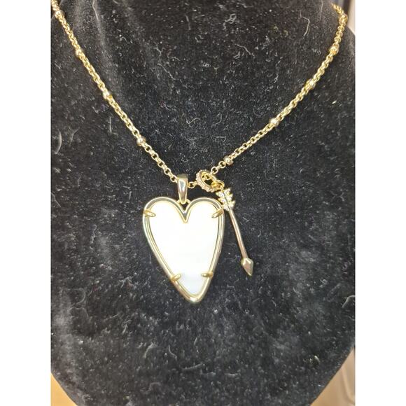 Kendra Scott Ansley Arrow White Stone Heart Necklace 14K Gold Plated New Gift - Picture 4 of 7